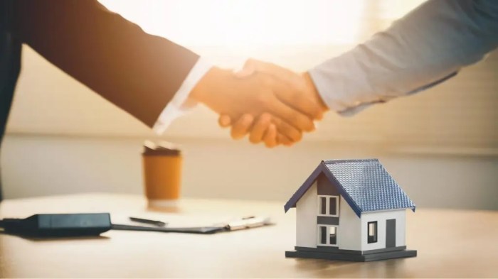 How Is a Real Estate Brokerage Structured?